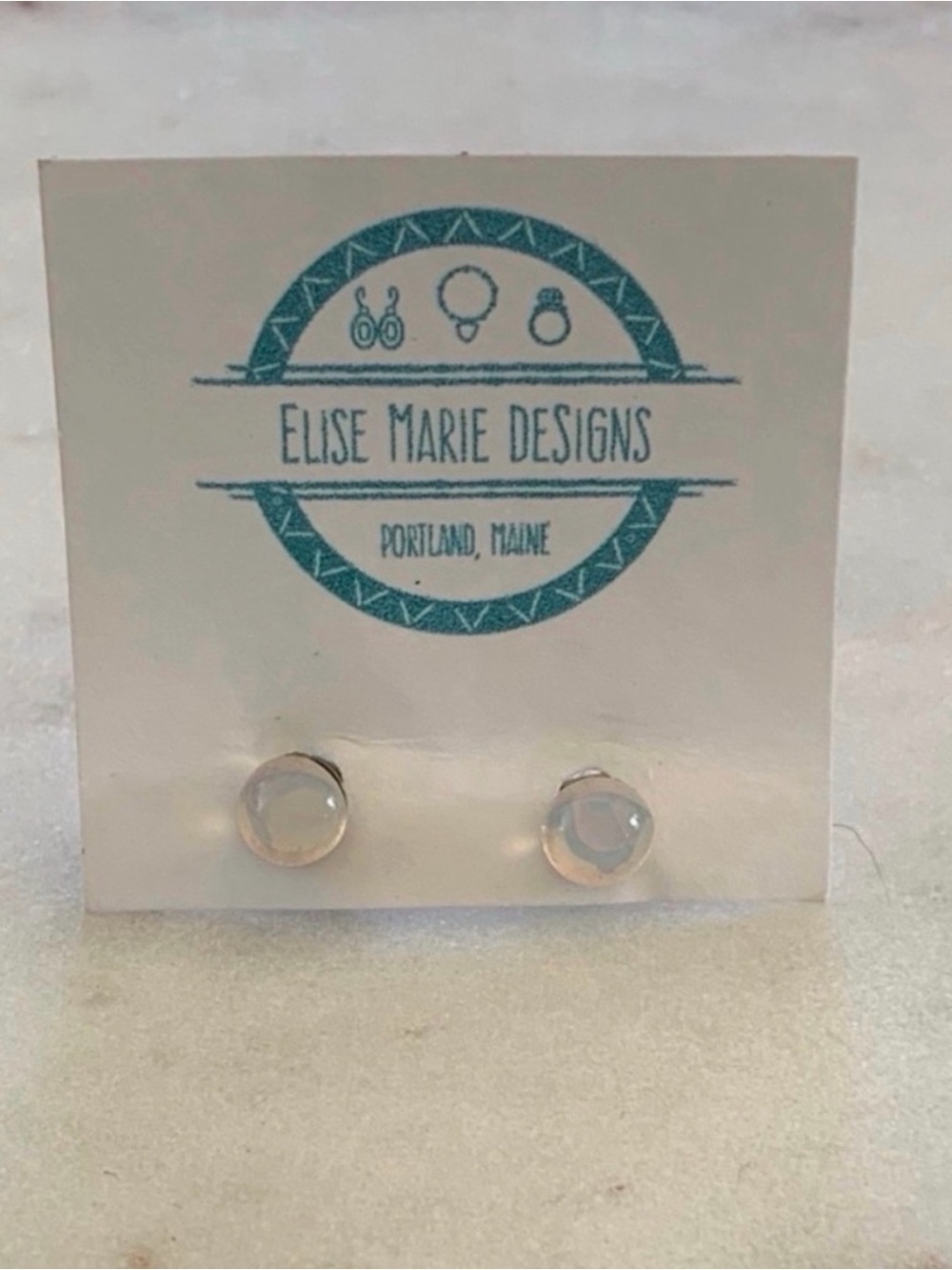 Soho Iridescent Opal-Like Stud Earrings - White Cream